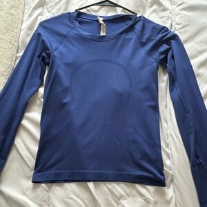 Blue lululemon swiftly